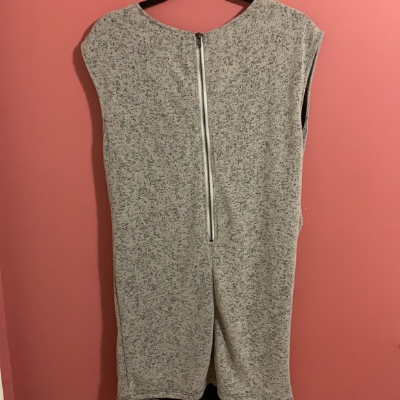 Sleeveless Cowl / Off Shoulder Mini Dress - Picture 6 of 7